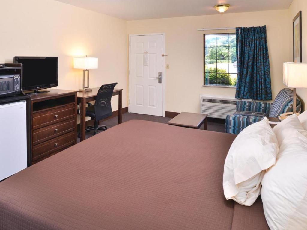Americas Best Value Inn - Batesville Esterno foto